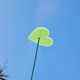 thumbnail image 5 of 20 unidades de estacas decorativas para jardín en 5 estilos: flores, corazones, mariposas, color chartreuse. Estacas decorativas de 25 cm de alto para plantas y flores., 5 of 6