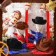 thumbnail image 4 of Set de disfraces de Xtinmee Cowboy Party con sombreros, pañuelos y caballos, 36 unidades, 4 of 7