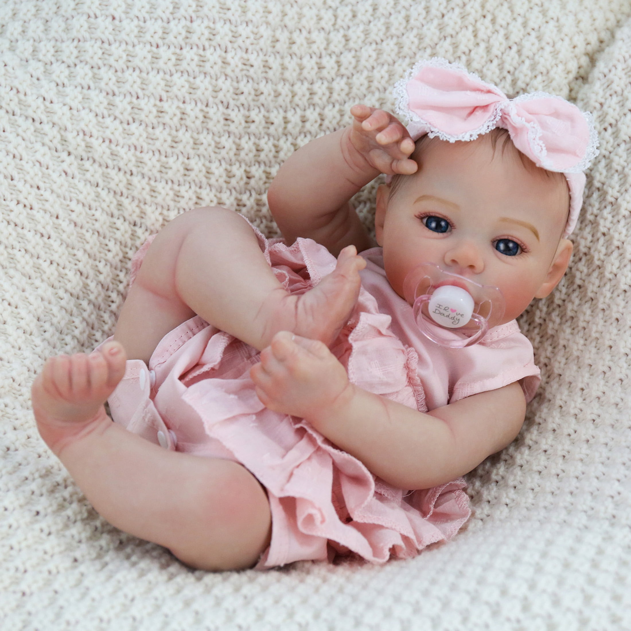 Lifelike Reborn Baby Dolls Girl - 18 Inch Realistic Newborn Eyes Open Doll with Soft Cloth Weighted Body, Real Life Dolls Gift Set for Kids Age 3+