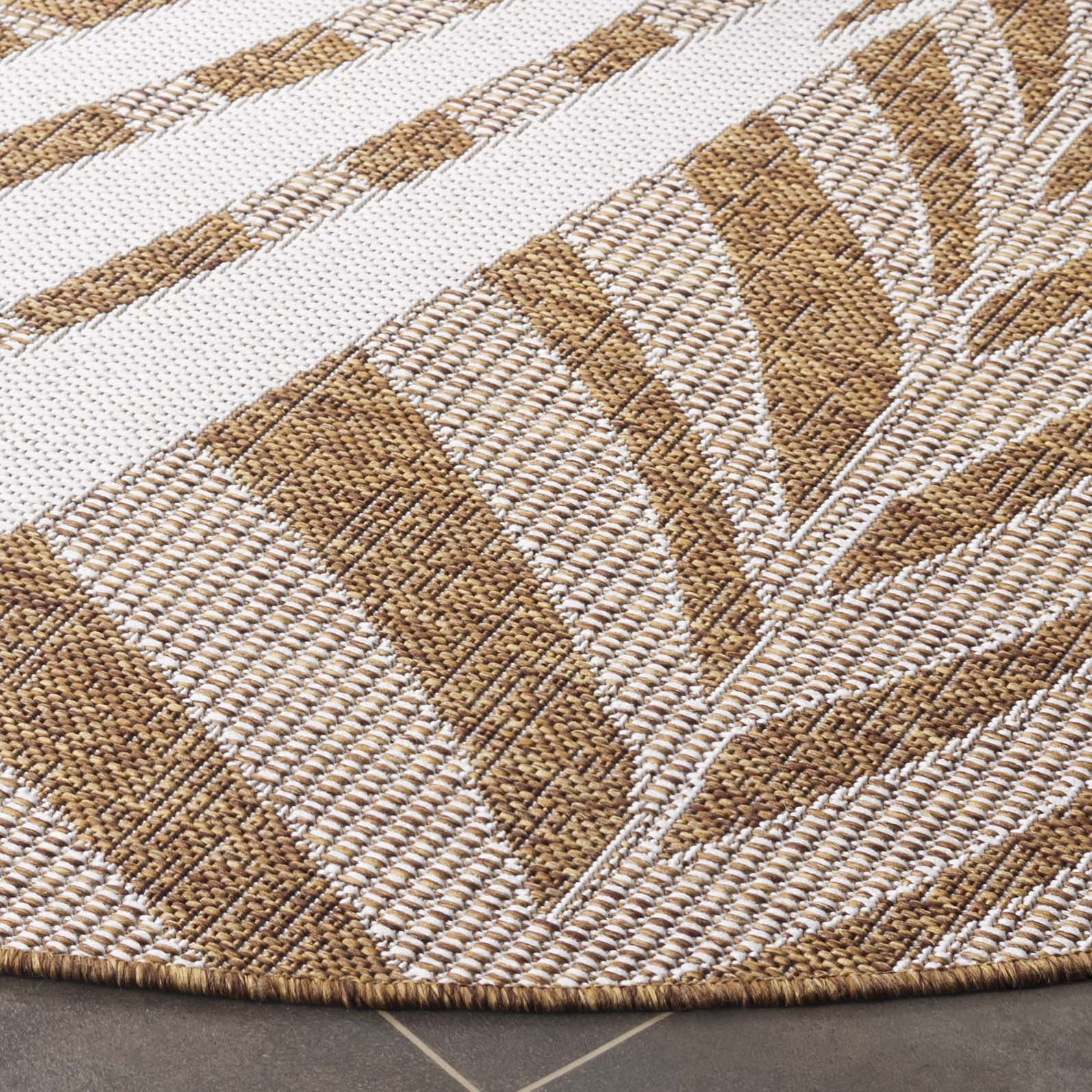 SAFAVIEH Beach House Kaeden Botanical Indoor/Outdoor Area Rug, Brown/Ivory, 6'7" x 6'7" Round