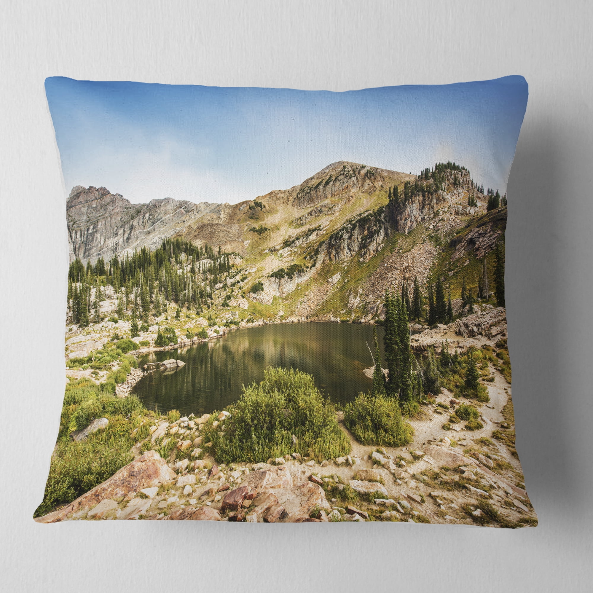 Designart Secret Lake at Albion Basin - Landscape Photography Throw Pillow - 16x16