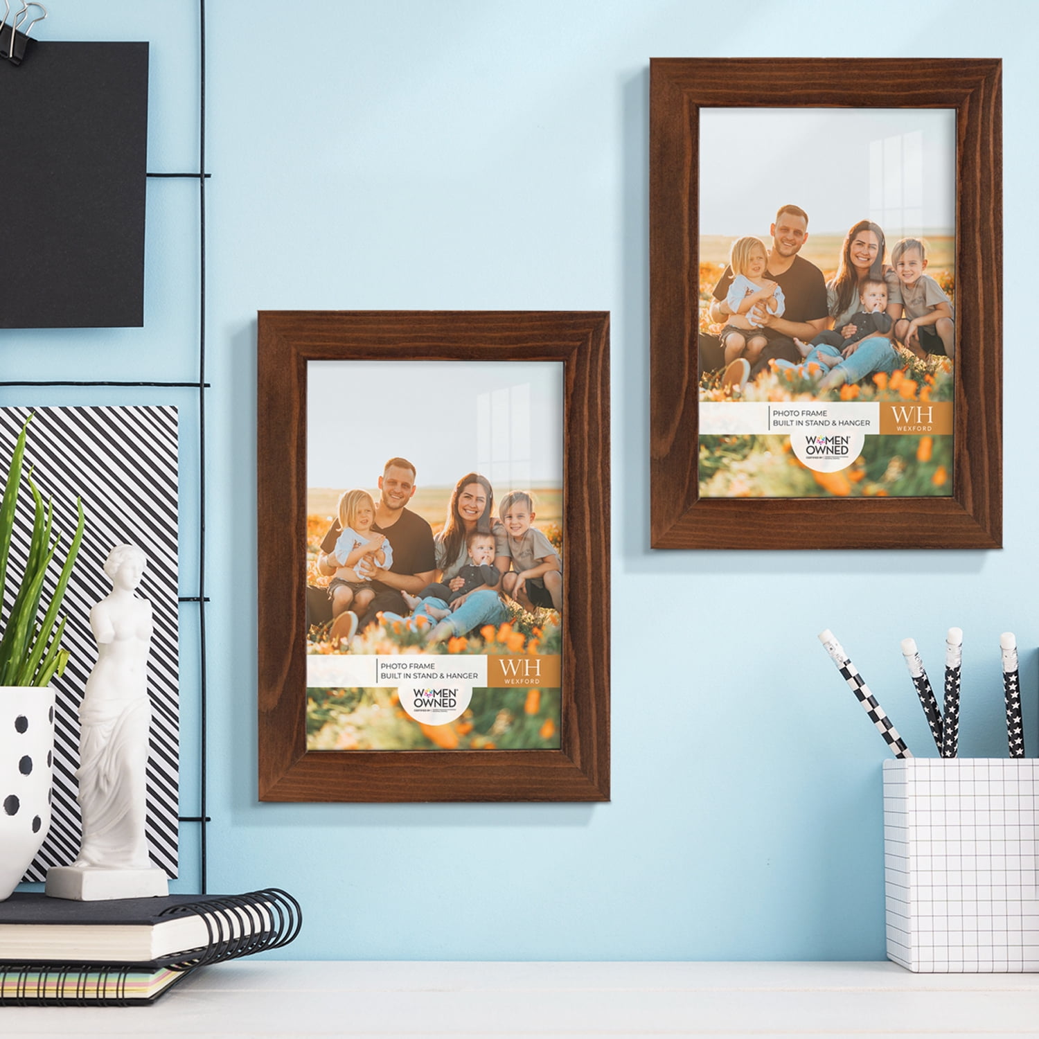 Woodgrain 5 in. x 7 in. Chestnut Picture Frame (Set of 2)