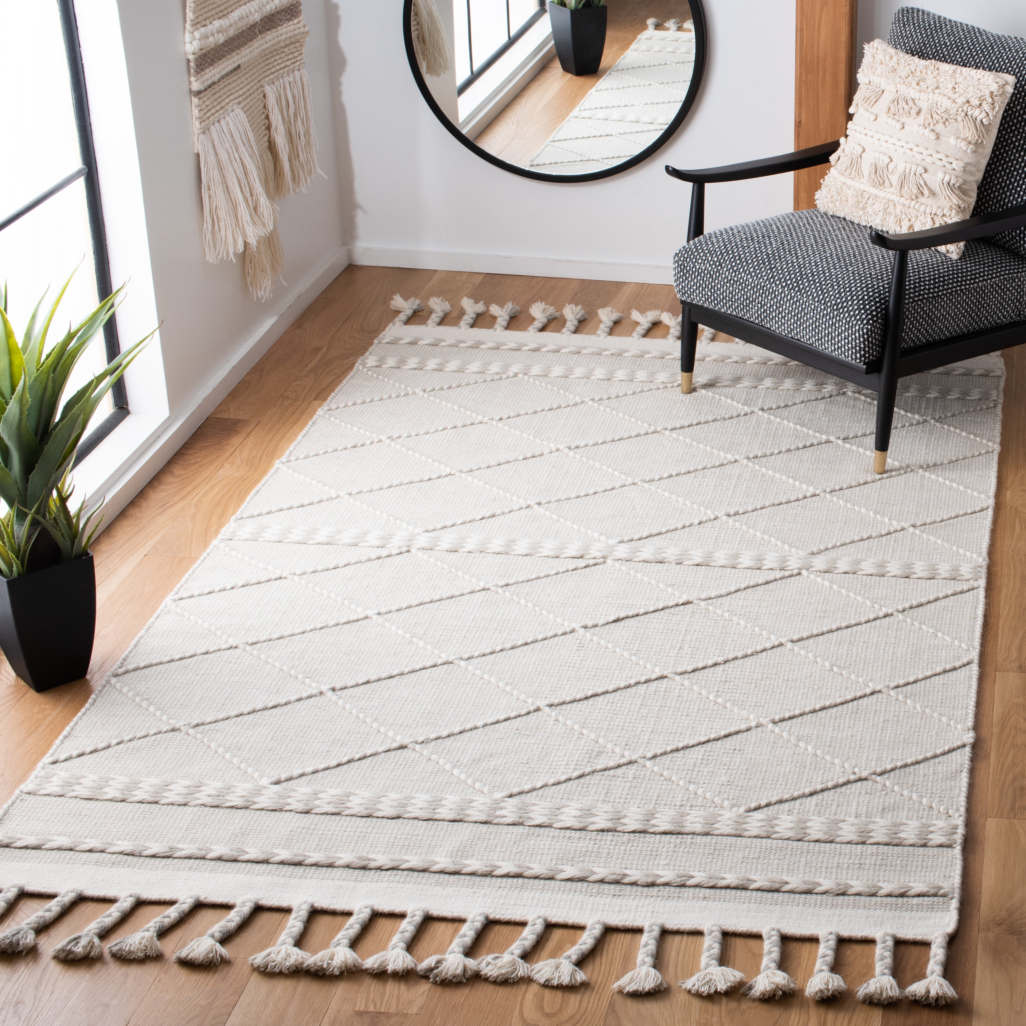 SAFAVIEH Casablanca Roswell Geometric Area Rug, Silver/Ivory, 6' x 9'