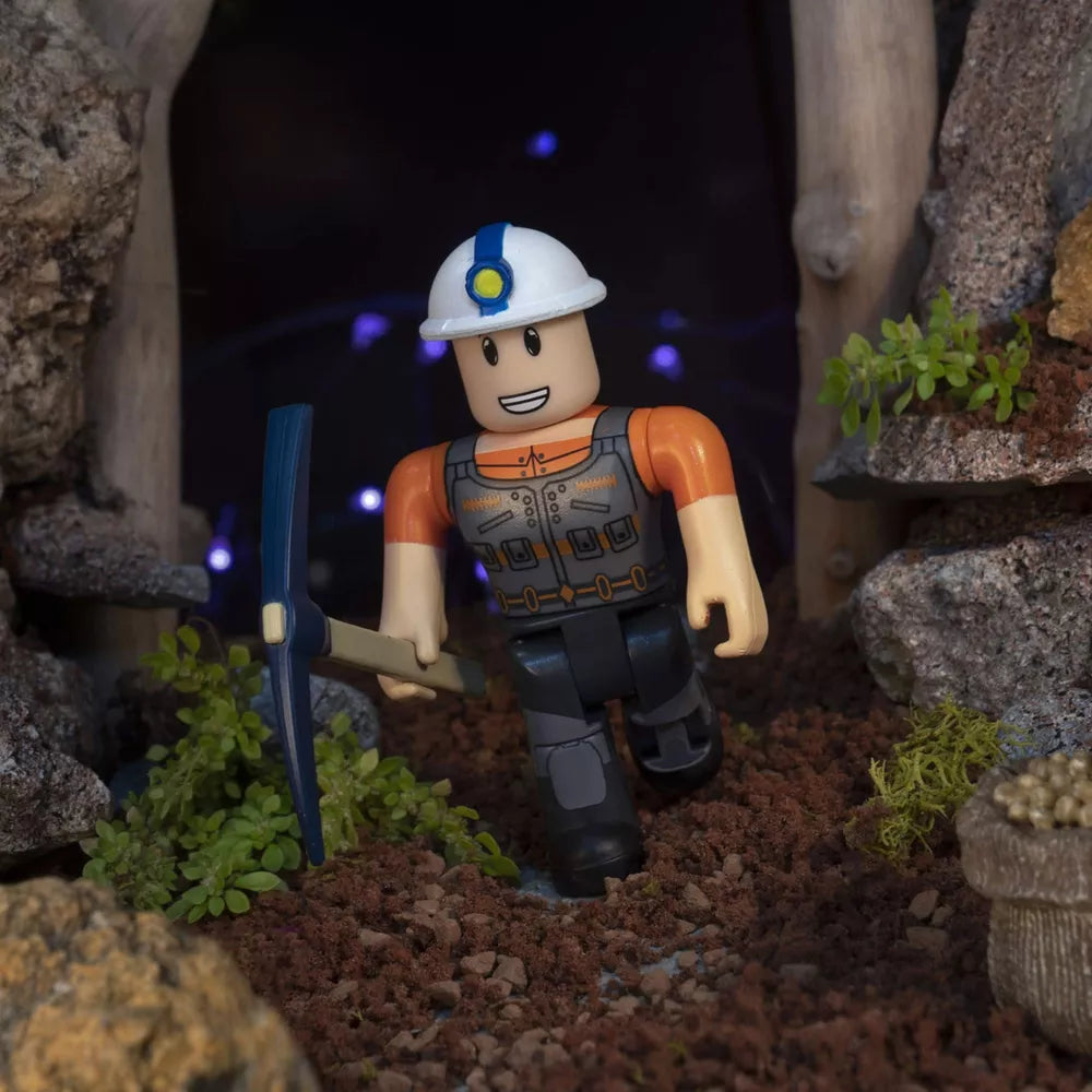 Roblox Megaminer Action Figure (Includes 2 Mystery Packs!)