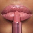 thumbnail image 3 of Labial Charlotte Tilbury K.I.S.S.I.N.G Hidratante Icon, 3 of 7