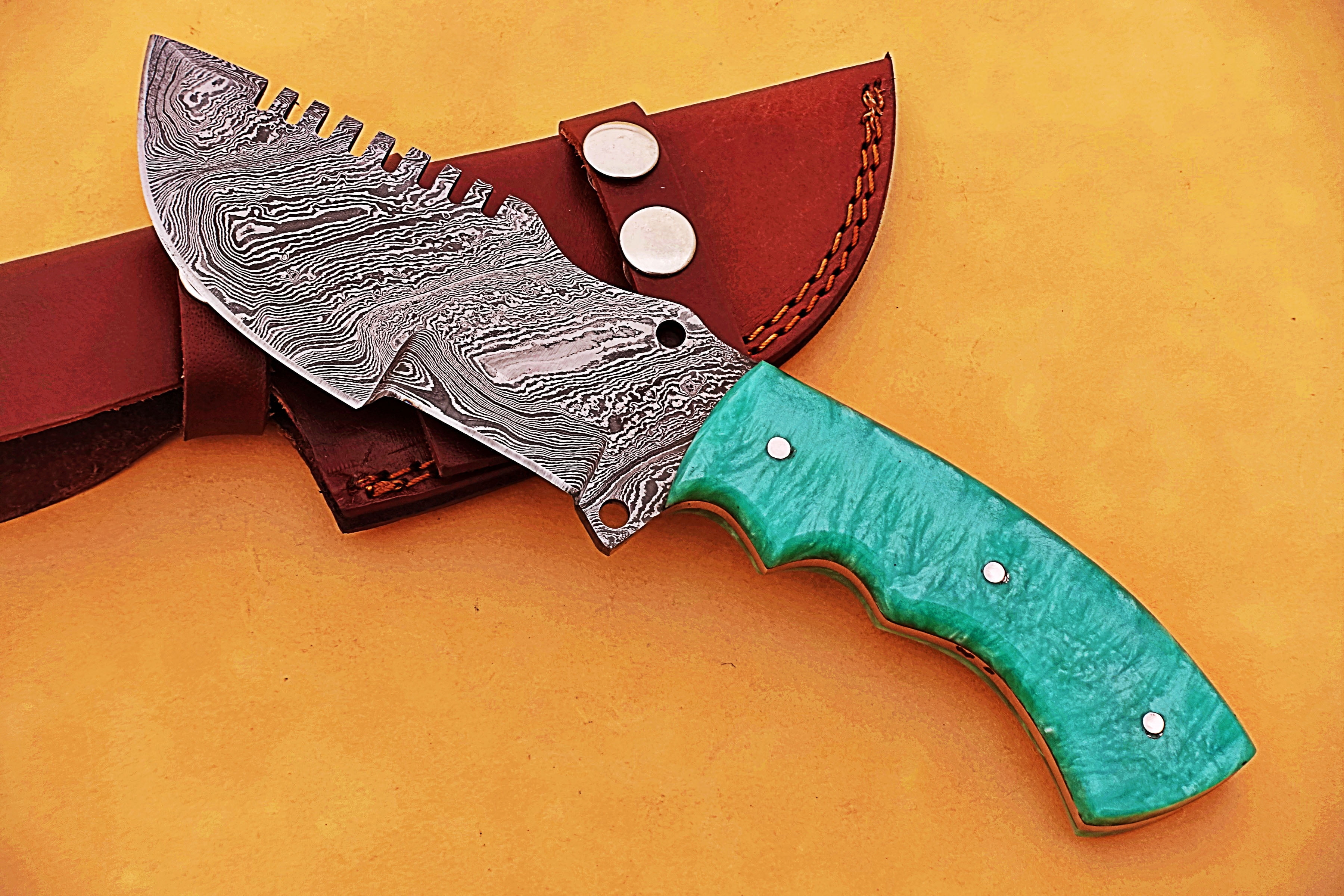 Smart & Sharp Custom Handmade Damascus Steel Hunting Knife/Tracker Knife SS-17352