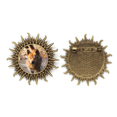 thumbnail image 1 of Pin de gancho de metal vintage Perro Japonés lindo animal 4.5 cm, 1 of 3