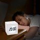 thumbnail image 5 of Cubo LED Reloj despertador digital Estudiante Luz de noche silenciosa Estudio de dormitorio Lámpara de iluminación de escritorio para niños sidaley HA001307-01B, 5 of 6
