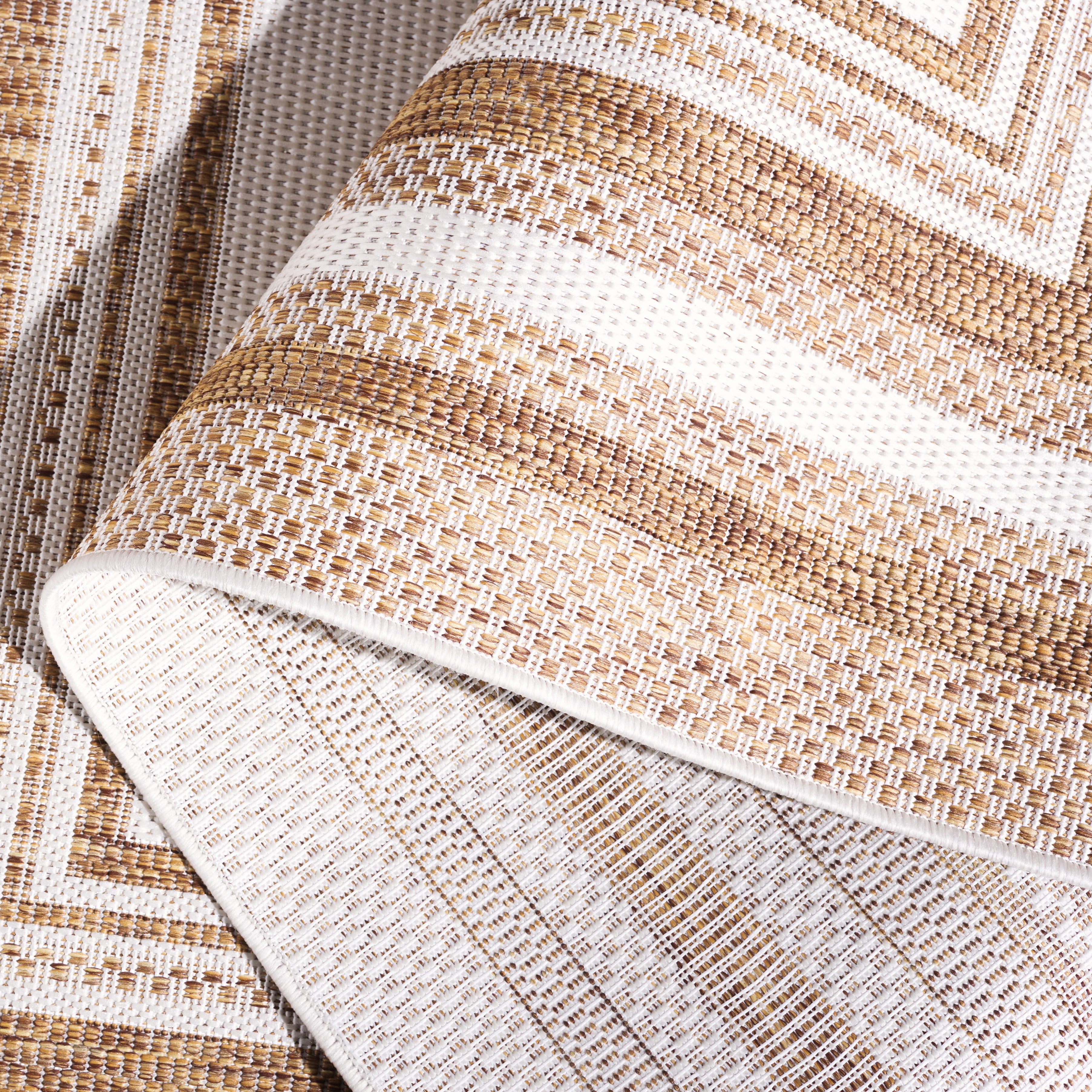 SAFAVIEH Beach House Carlie Bordered Indoor/Outdoor Area Rug, Beige/Brown, 6'7" x 6'7" Square