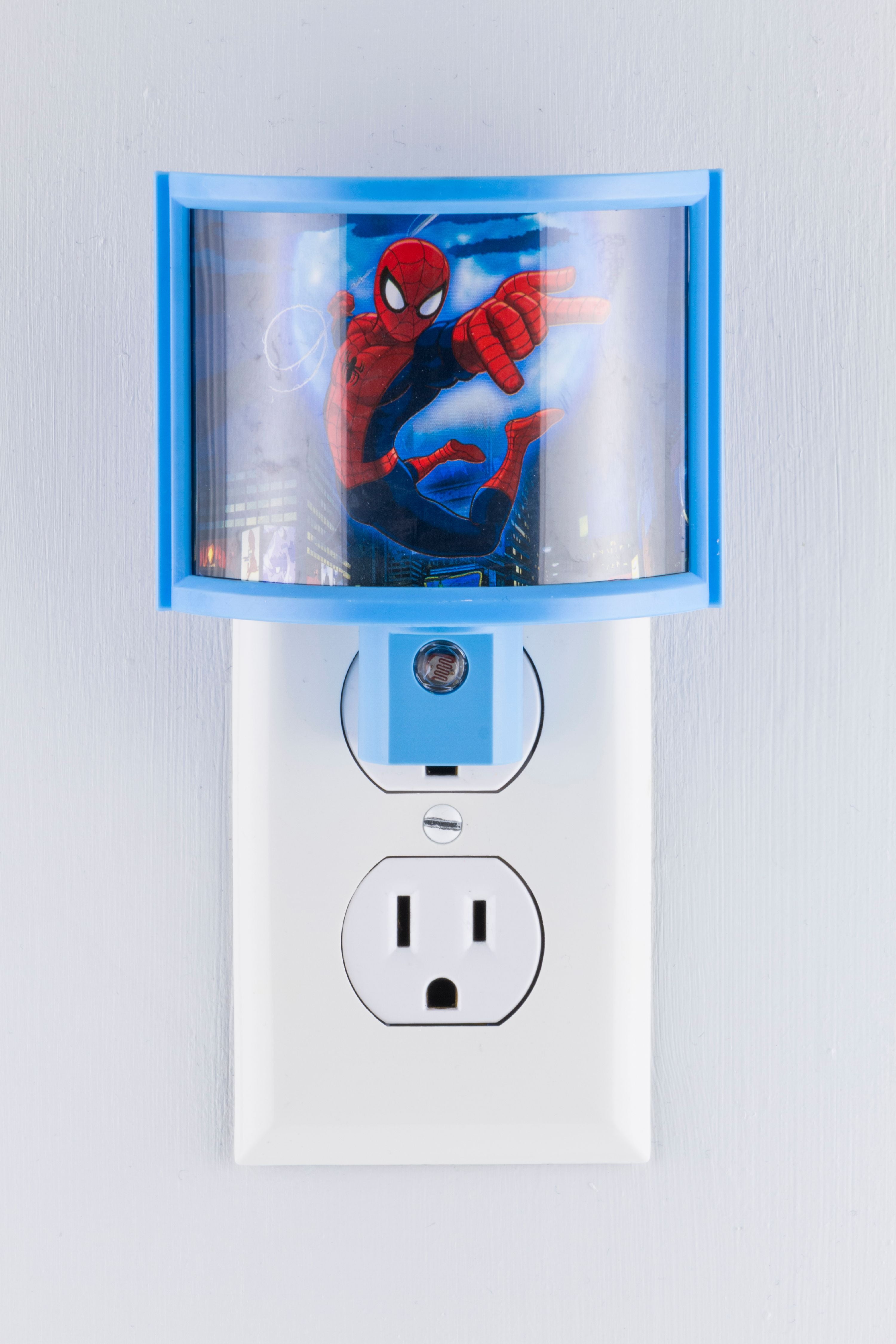 NEW Marvel Ultimate Spider-Man Night Light Veilleuse; Plug In; Rotary Shade