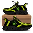 thumbnail image 1 of Zapatillas deportivas informales con estampado de la bandera de Jamaica y hojas de marihuana para mujer, con cordones, antideslizantes para actividades al aire libre, 1 of 6