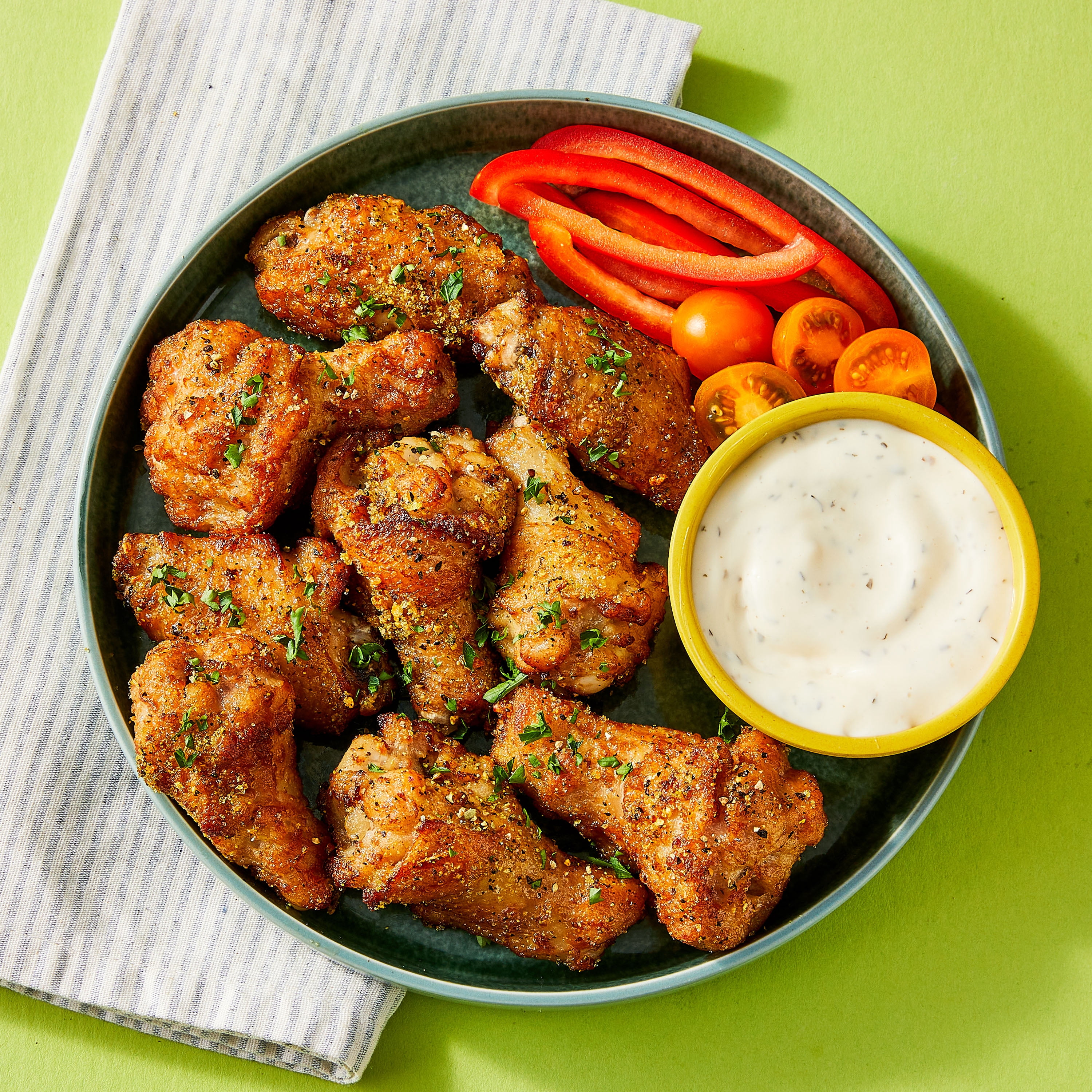 bettergoods Restaurant Style Chicken Wings with Lemon Pepper Dry Rub, 22 oz (Frozen)