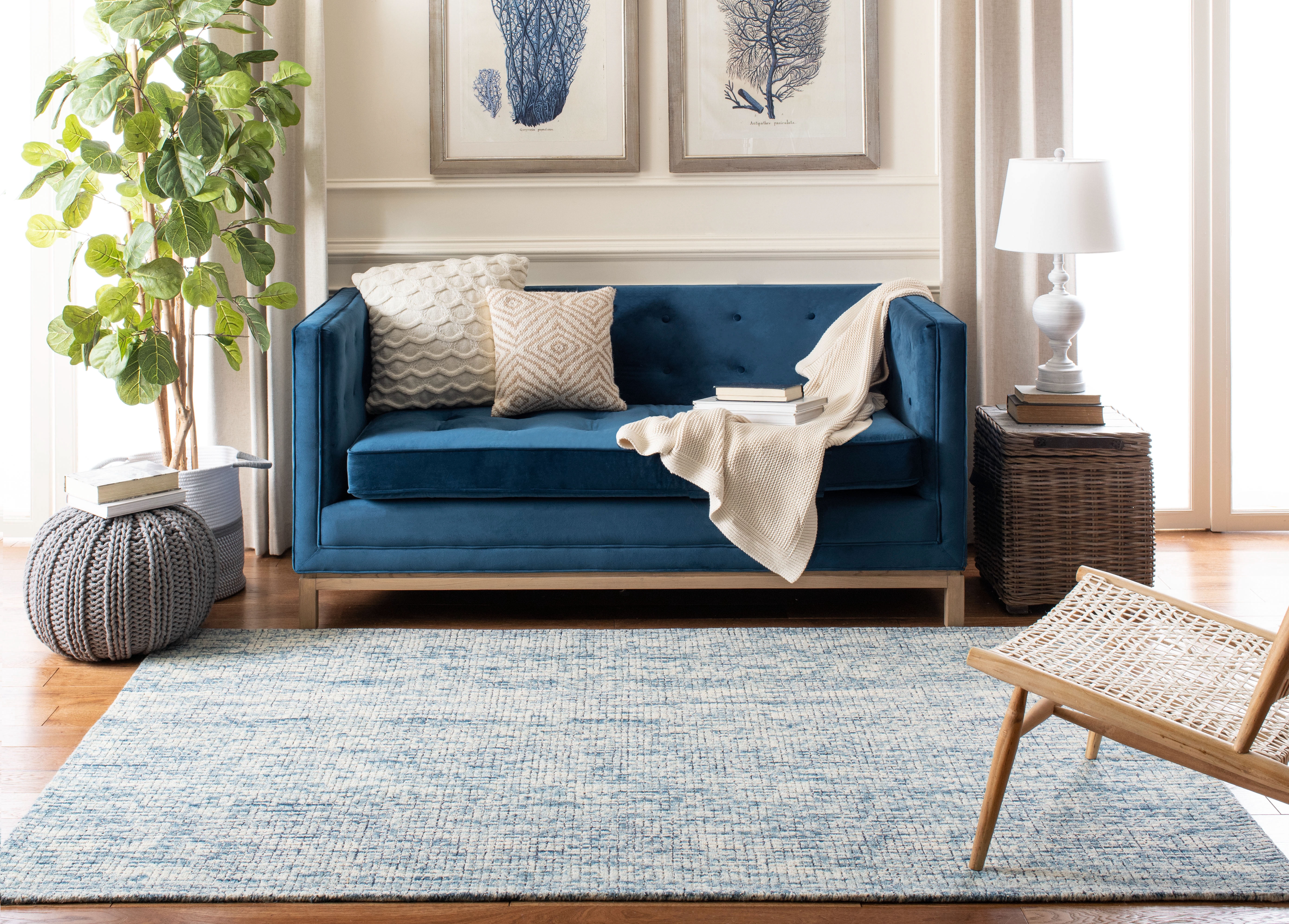 SAFAVIEH Abstract Devyn Geometric Wool Area Rug, Ivory/Navy, 8' x 10'