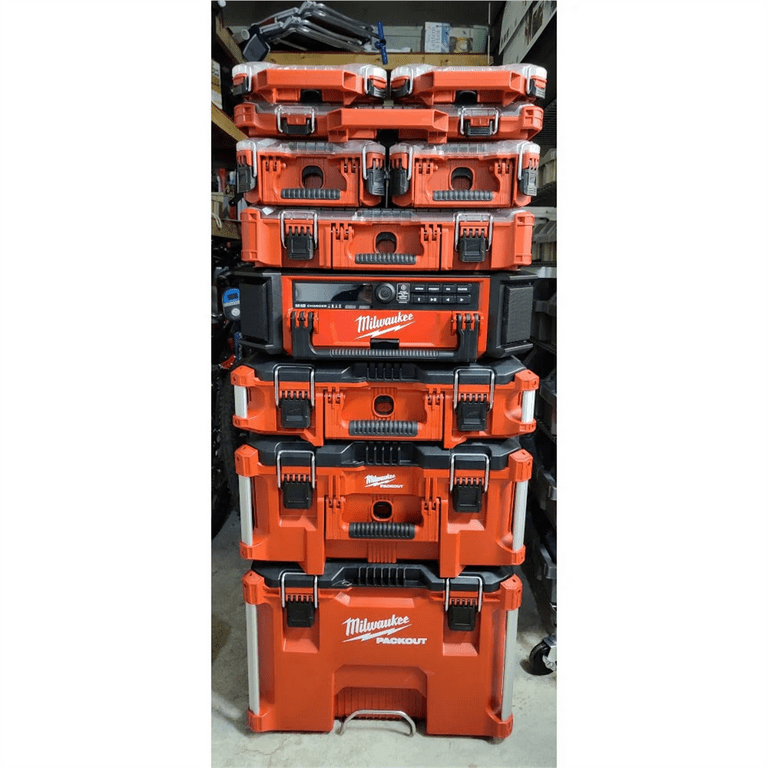 arr30　milwaukee ミルウォーキー PACKOUT Milwaukee Packout Rolling Modular Stackable Tool Box Storage