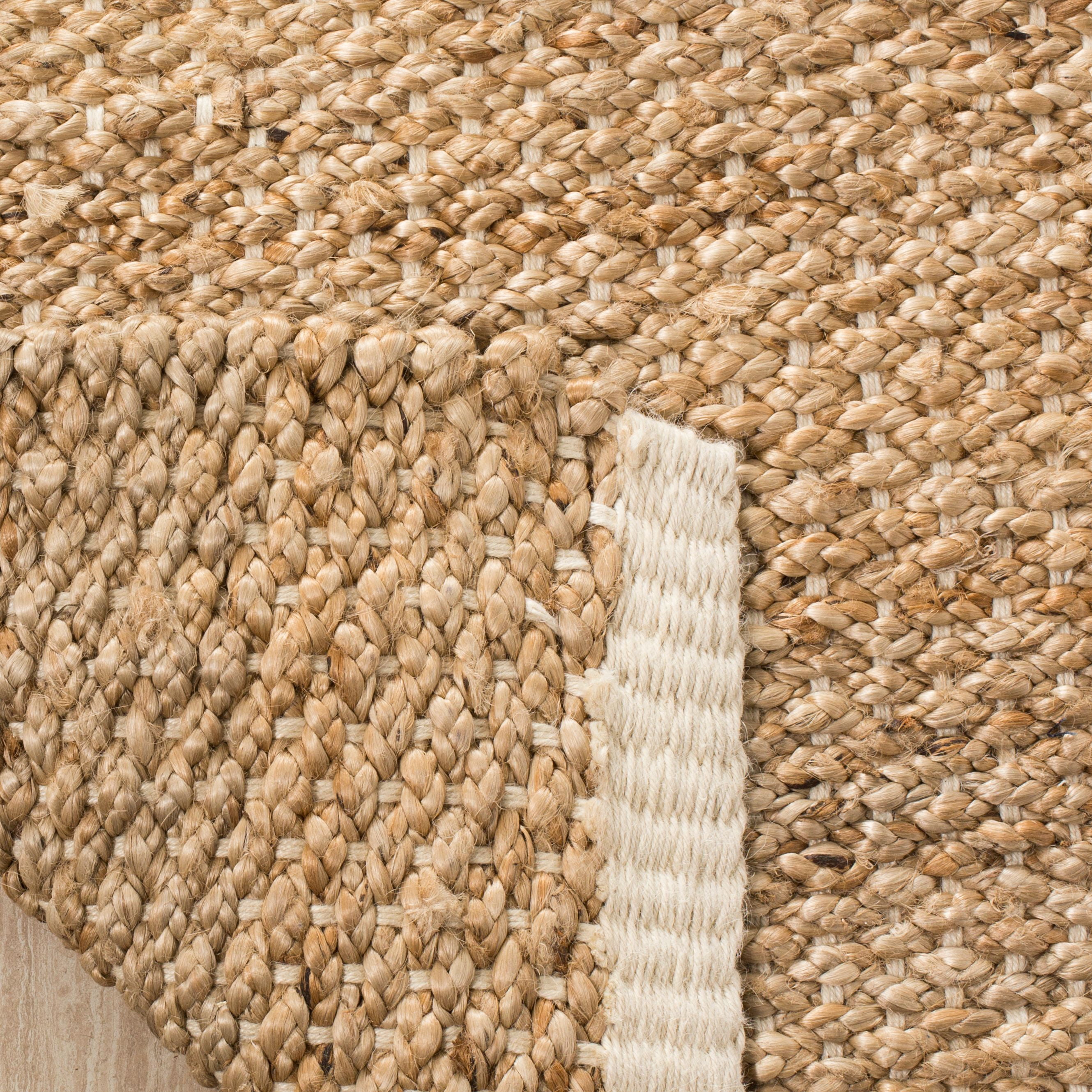 SAFAVIEH Natural Fiber Lyla Braided Jute Area Rug, Ivory/Natural, 2'6" x 4'