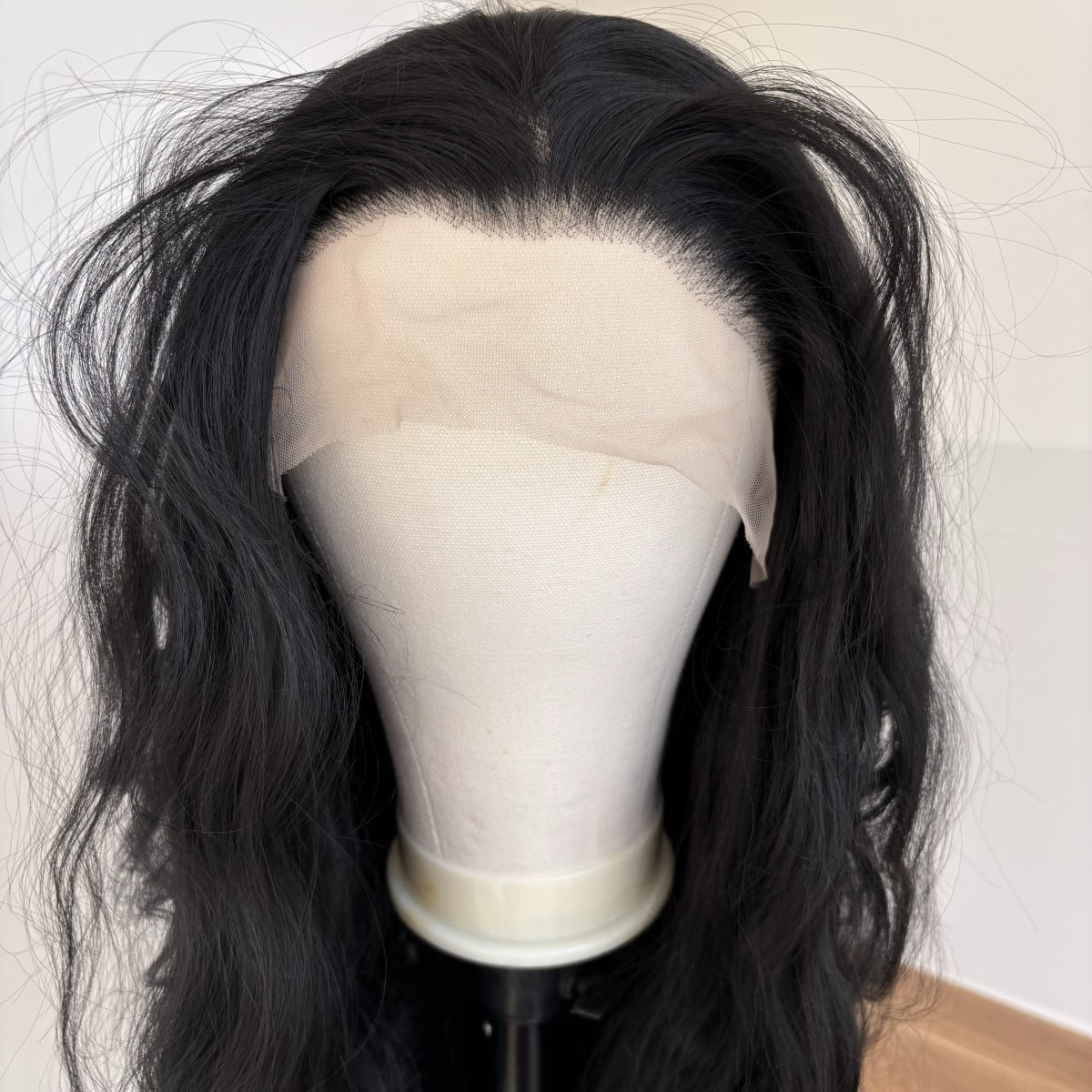 MISSWEN Long Synthetic Wigs Lace Front Wigs 26 inch Daily Wear Black HD Lace Full Head Fashion