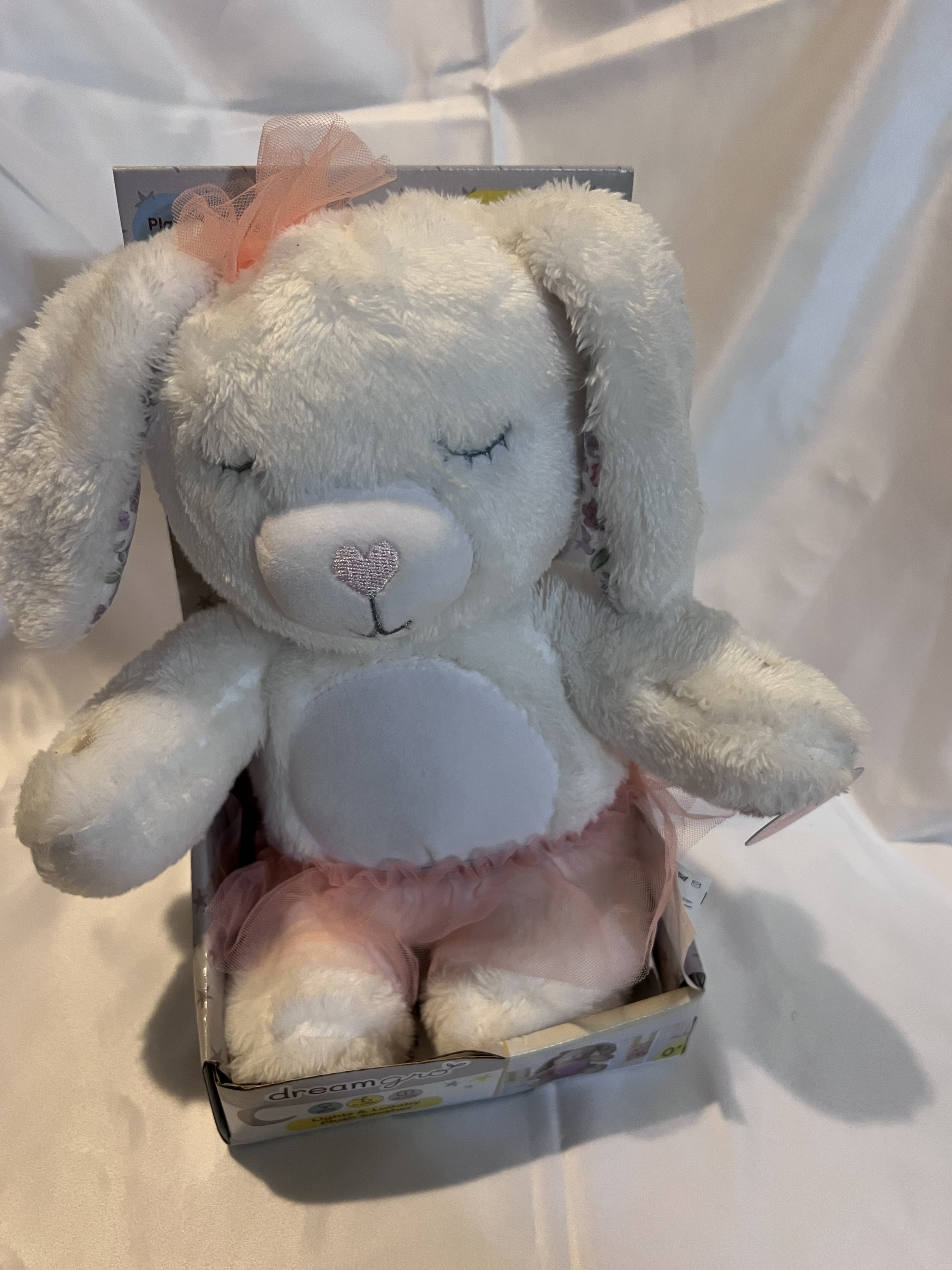 Dreamgro Lights & Lullaby Plush Soother with Calming Music, Dim Glowing Light, and Sound Machine, White