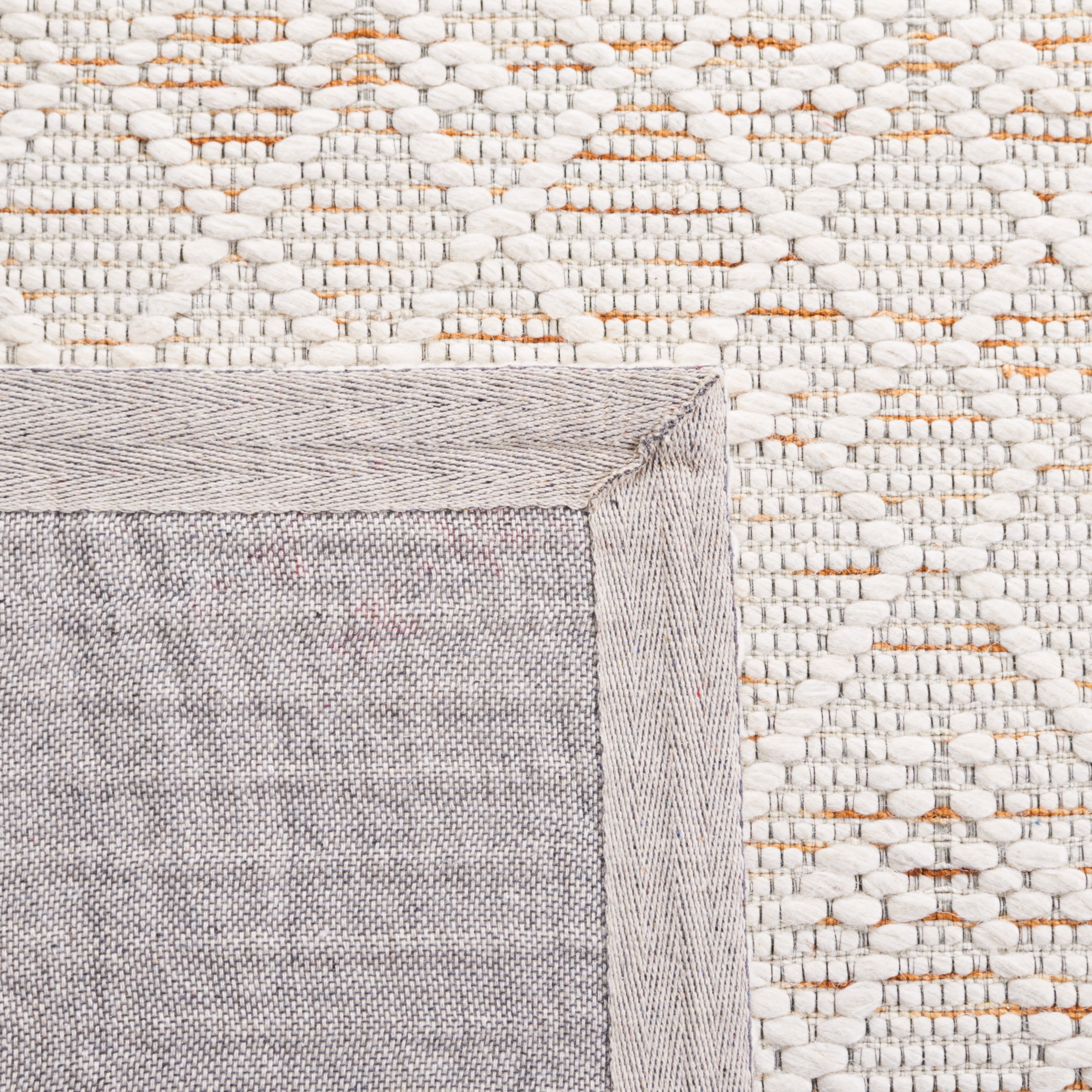 SAFAVIEH Marbella Helen Bordered Area Rug, Ivory/Brown, 6' x 9'