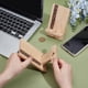 thumbnail image 3 of 2 soportes de madera para smartphone, portátiles, de escritorio, con orificio para cable. Compatibles con la mayoría de los smartphones., 3 of 5
