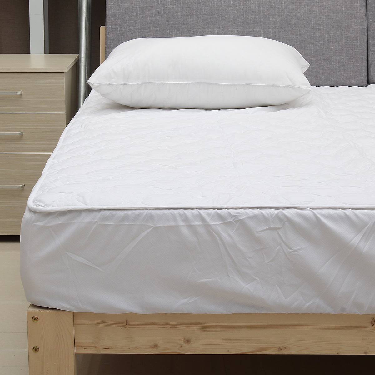 Mattress Pad Cover Queen Size Waterproof Bug Hypoallergenic Soft