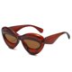 thumbnail image 1 of Gafas de sol con forma de labio inflado de moda para mujer, gafas de sol de ojo de gato de gran tamaño, protección uV400, 1 of 4