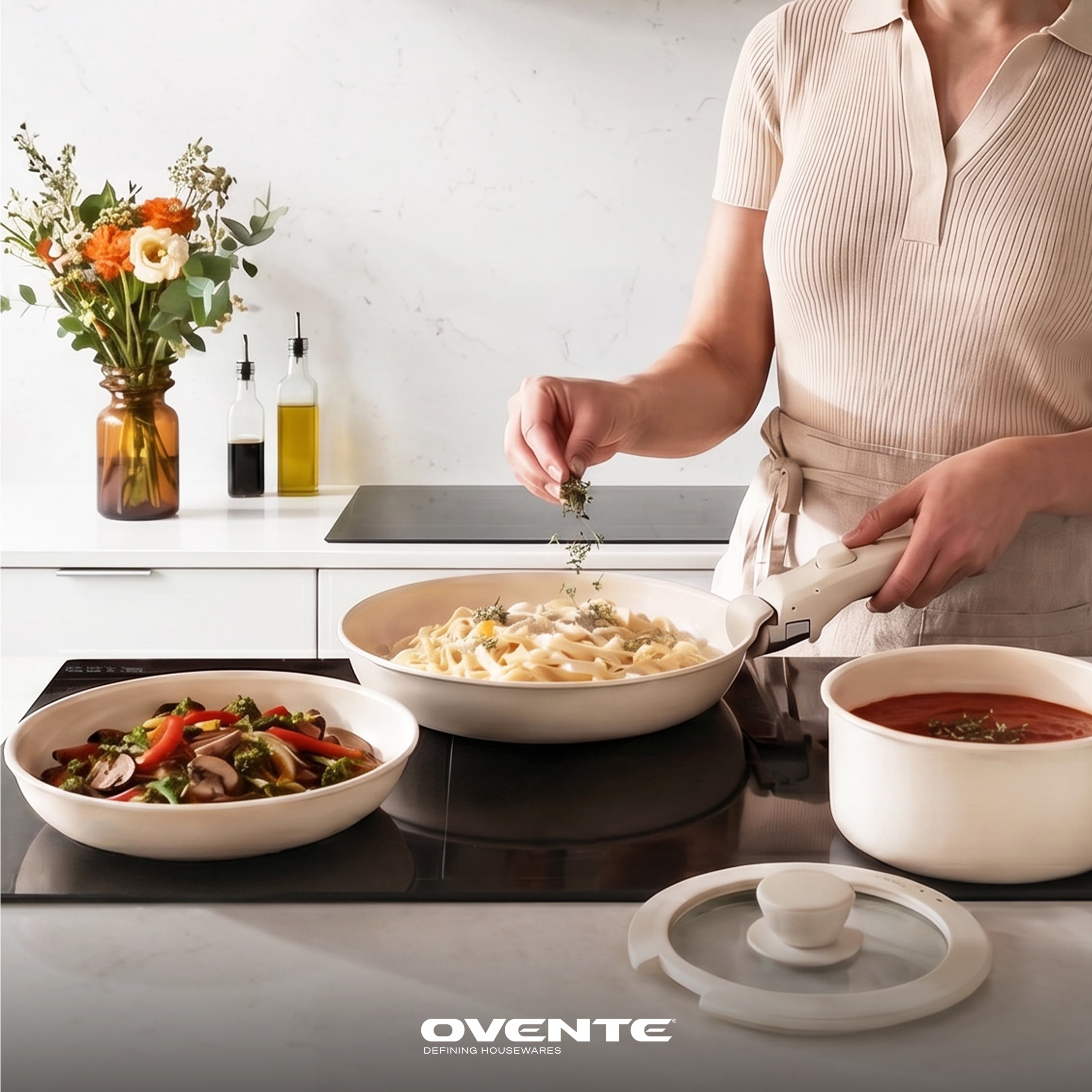 OVENTE 5-Piece Ceramic Cookware Set, Cream CWAD01005C | Detachable Handle, Non-Toxic & Nonstick Kitchen Pots & Pans with Lid for Home or RV, Stackable & Dishwasher Safe