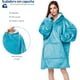 thumbnail image 2 of Sudadera Cobija Bluelander con Capucha, Manta Térmica, Unitalla, Azul Cielo, 2 of 4