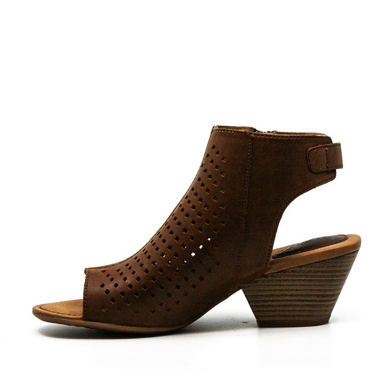 Boc thebe best sale sandals