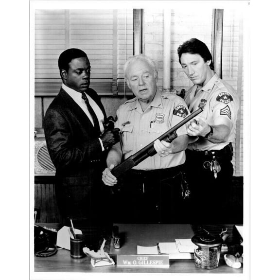 In The Heat of the Night TV series Carroll O'Connor Howard Rollins 8x10 photo
