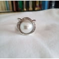 thumbnail image 1 of Hebilla de bufanda de seda, hebilla de bufanda cuadrada pequeña, broche de cristal de perla, anillo único, cruz femenina, joyería creativa de moda versátil, 1 of 1