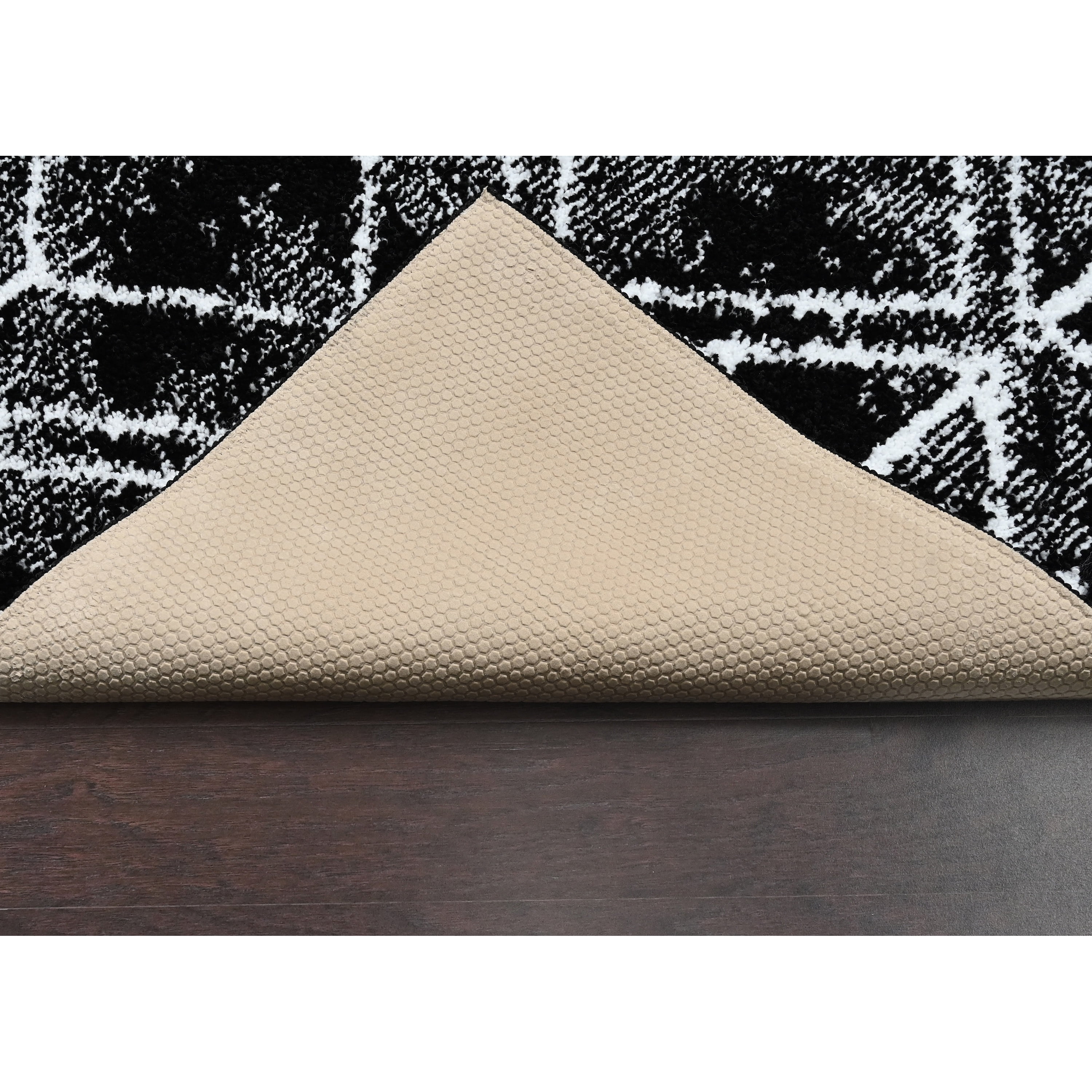 Garland Rug Finley Polypropylene Black/White Indoor Area Rug, 5' x 7'