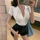 thumbnail image 2 of Camisa de mujer Blusa de manga corta con cuello en V profundo Top corto de punto sexy, Blanco Methold AP001386-01B, 2 of 7