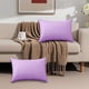 thumbnail image 4 of Funda de almohada rectangular impermeable para exteriores – Protector de cojín moderno y liso para muebles de patio, jardín y piscina., 4 of 6
