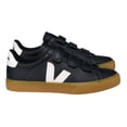 thumbnail image 1 of Tenis Veja Chrome Negros con logo blanco y cierre de broche, 1 of 4