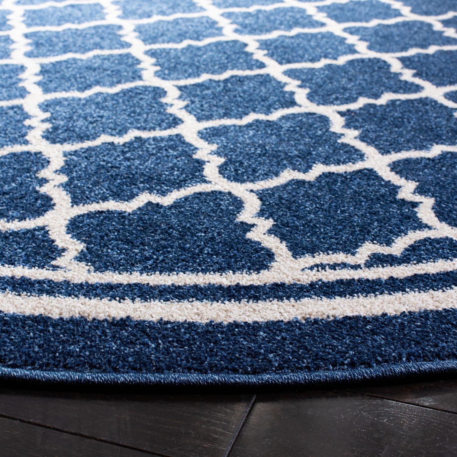 SAFAVIEH Amherst Trina Geometric Area Rug