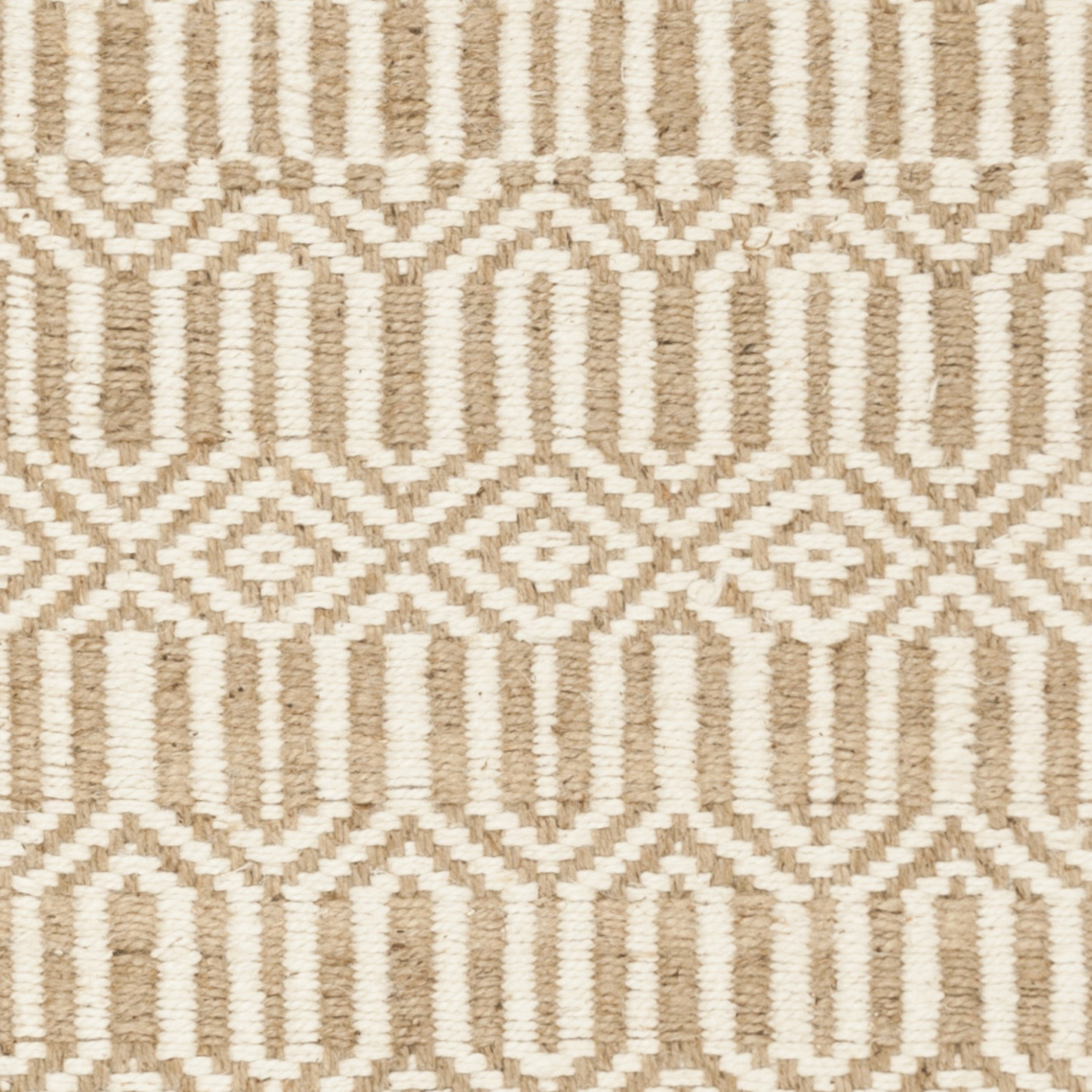 SAFAVIEH Natural Fiber Jakov Geometric Jute Area Rug, Natural/Ivory, 6' x 9'