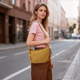 thumbnail image 3 of Bolso Cruzada Mujer Bandolera Impermeable Con Gran Capacidad Xtellar dorado, 3 of 3