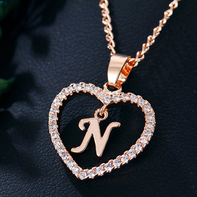 FcBaudy Collier pour Femmes, Bijoux pour Femmes, Bijoux pour Femmes Mode Cadeau pour Femmes 26 Lettres Anglaises Nom Chaîne Pendentif Colliers Bijoux Collier Alphabet