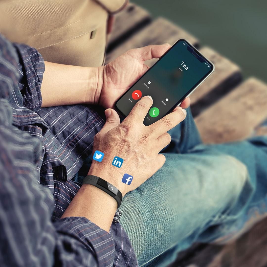 Letscom ID115 Health and Fitness Tracker & Smartwatch by Letsfit - Black