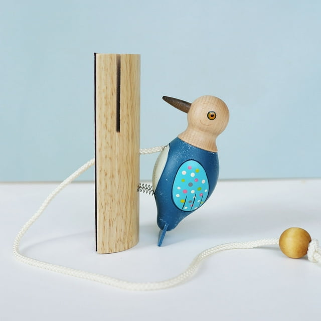 CIMAXIC Sonnette de Porte en Bois Pecker - Sonnette de Porte en Bois Fait Main avec Corde de Traction Carillon de Porte en Forme d'Oiseau Unique pour Entrée de Maison Décoration de Noël