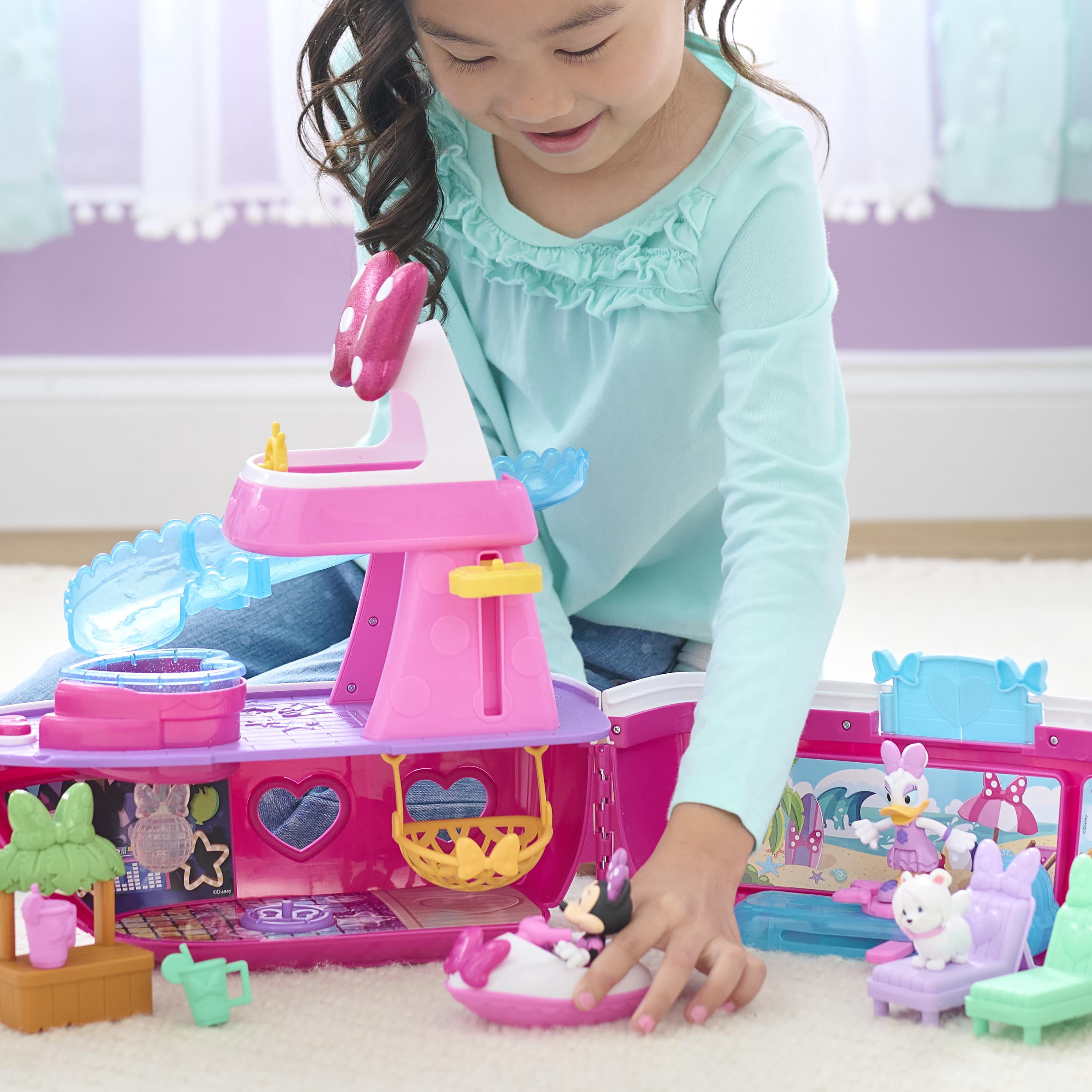 Disney Junior Minnie Mouse Bowdazzling Yacht Playset, Lights and Sounds, Baby and Toddler Toys