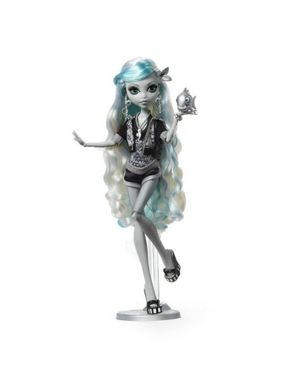 Monster High Dolls in Fashion Dolls