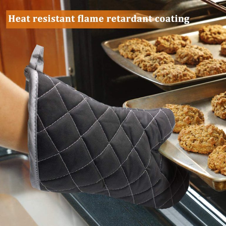 FLAME RETARDANT OVEN MITTS