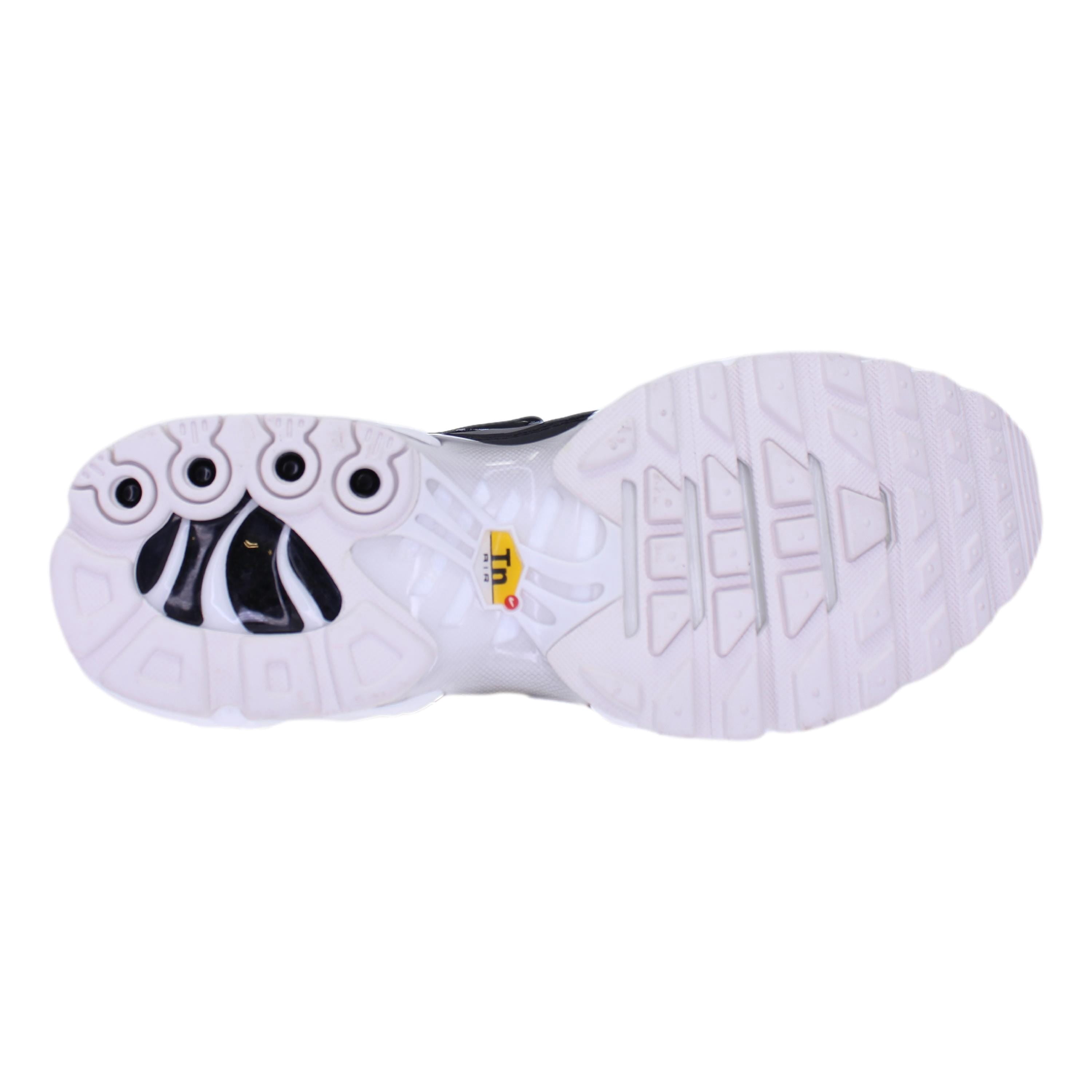 Nike Air Max Plus Black/Black-White DM2362-001 Women's Size 6 Medium