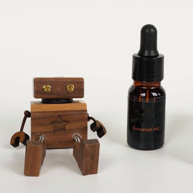 Figura de madera de hombre tembloroso hecha a mano, con pies temblorosos, para decorar el tablero del auto, decoración de escritorio de madera, 10 ml, artículos esenciales para el hogar, regalos de cu