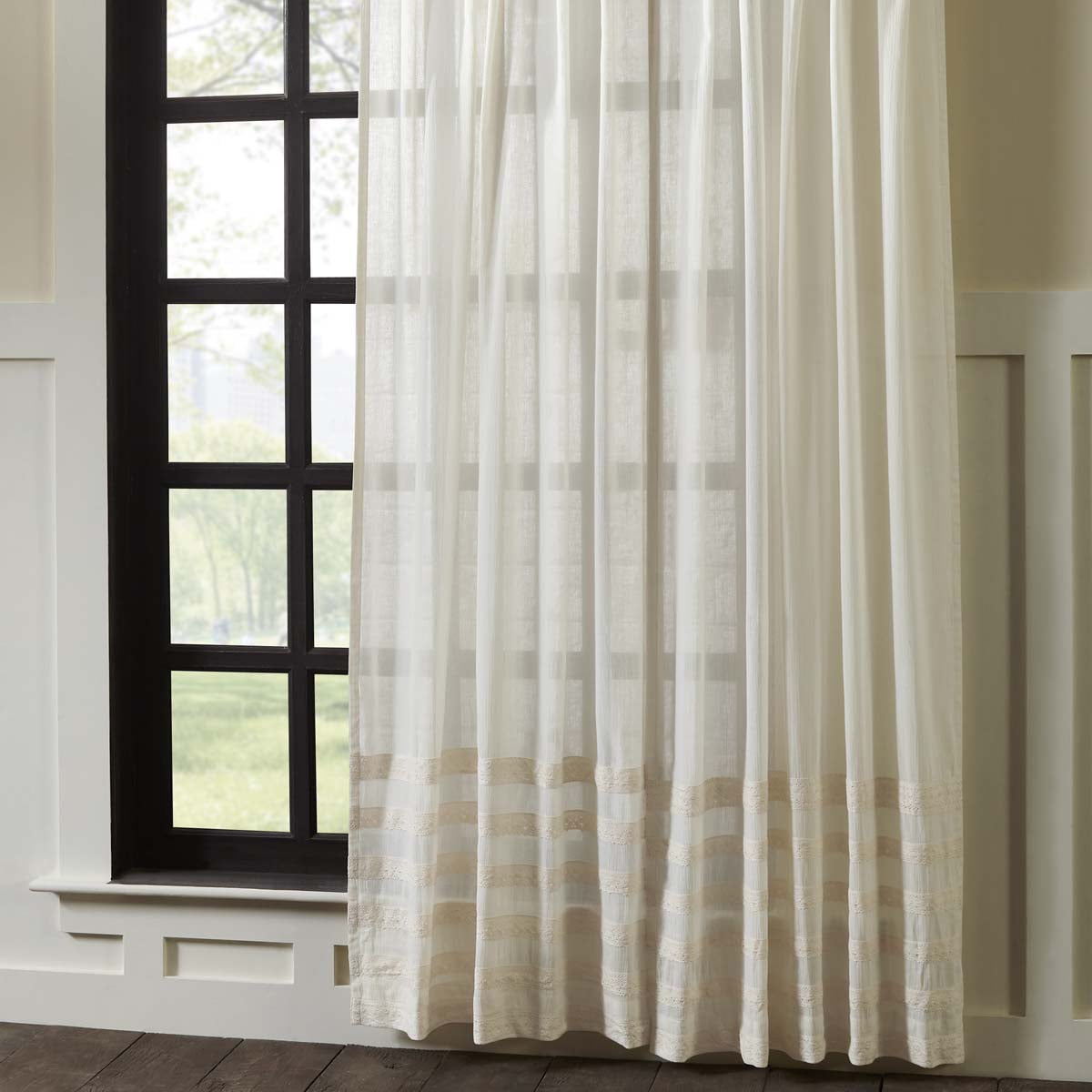 Farmhouse Window Quinn White Tab Top Panel Pair