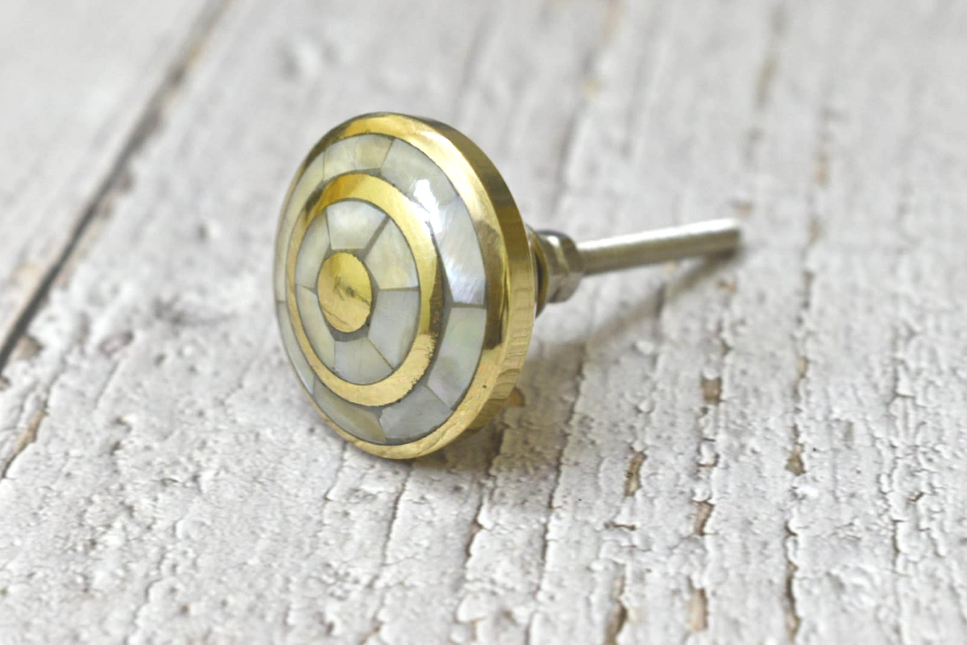 India House Mother of Pearl Dresser Pull Knob,Gold Drawer Knob,Beautiful Gold Metal,Brass Knobs, Pulls, Elegant,Unique, Decorative Cabinet Pulls, set of 6