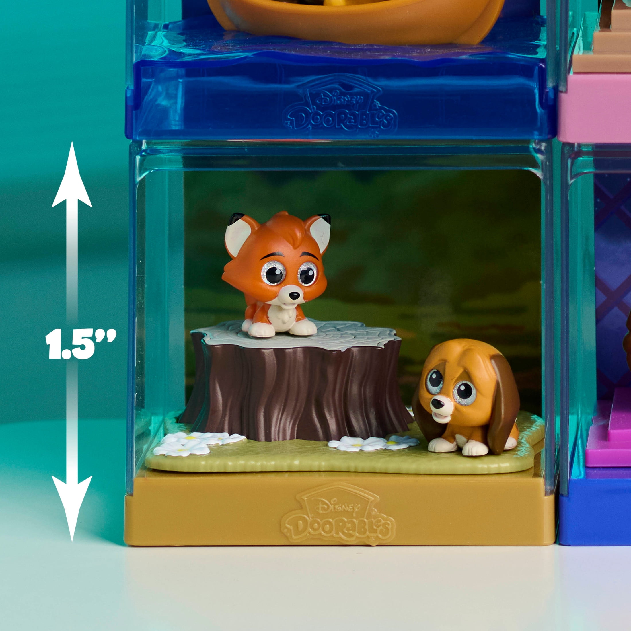 Disney Doorables Movie Moments Series 3 Figures, 2 Exclusive 1.5-in Collectible Figurines, Ages 5 up