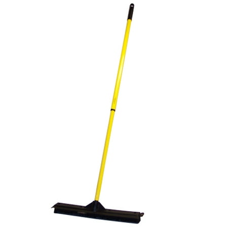 XL 18 in. Sweepa 400i Rubber Broom - For Outdoor, Industrial, and Kennels - Set With Pole