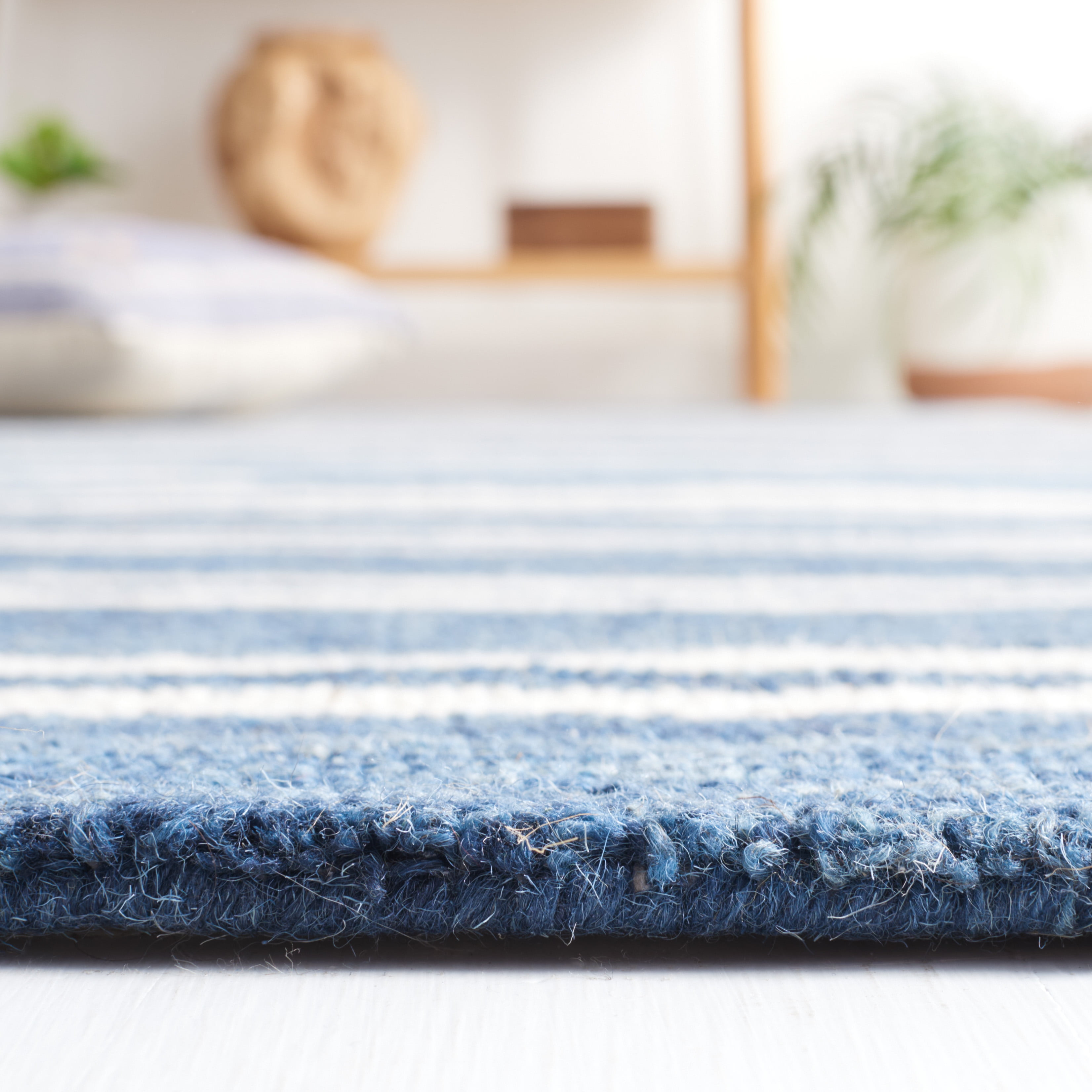 SAFAVIEH Metro Joaquin Striped Area Rug, Blue/Ivory, 6' x 6' Square
